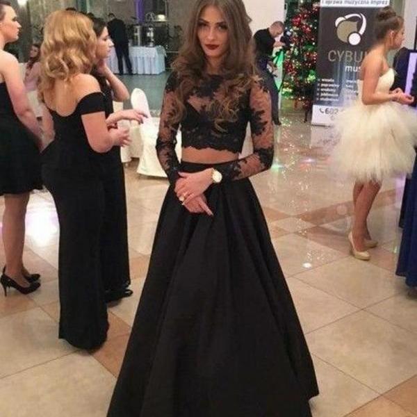 Black Lace V-Neck Two-Piece Prom Dress with Flowing Skirt
